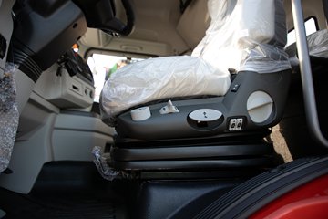 �ൺ���JH6 6.4L���� 300���� 4X2 һ�����10�� 9.6���Ű���ʽ�ػ���ͼƬ