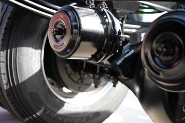 �ൺ���JH6 6.4L���� 300���� 4X2 һ�����10�� 9.6���Ű���ʽ�ػ���ͼƬ