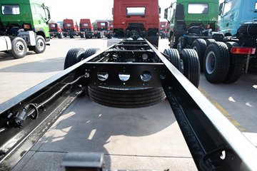 �ൺ���JH6 6.4L���� 300���� 4X2 һ�����10�� 9.6���Ű���ʽ�ػ���ͼƬ