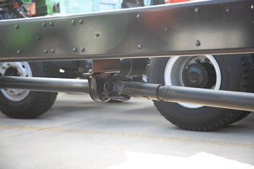 �ൺ���JH6 6.4L���� 300���� 4X2 һ�����10�� 9.6���Ű���ʽ�ػ���ͼƬ