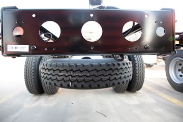 �ൺ���JH6 7.8L���� 380���� 4X2 ��ʿ��10�� 6.75���Ű��դʽ�ػ���ͼƬ