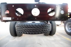 青岛解放JH6 7.8L柴油 380马力 4X2 法士特10档 6.75米排半仓栅式载货车 青岛解放JH6 7.8L柴油 380马力 4X2 法士特10档 6.75米排半仓栅式载货车