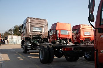 �ൺ���JH6 7.8L���� 380���� 4X2 ��ʿ��10�� 6.75���Ű��դʽ�ػ���ͼƬ