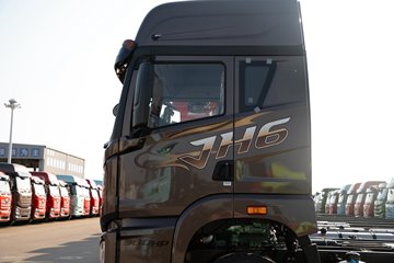 �ൺ���JH6 7.8L���� 380���� 4X2 ��ʿ��10�� 6.75���Ű��դʽ�ػ���ͼƬ