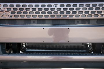 �ൺ���JH6 7.8L���� 380���� 4X2 ��ʿ��10�� 6.75���Ű��դʽ�ػ���ͼƬ