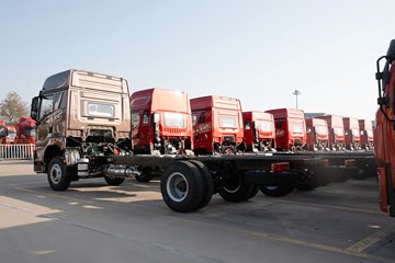 �ൺ���JH6 7.8L���� 380���� 4X2 ��ʿ��10�� 6.75���Ű��դʽ�ػ���ͼƬ