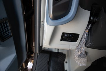 �ൺ���JH6 7.8L���� 380���� 4X2 ��ʿ��10�� 6.75���Ű��դʽ�ػ���ͼƬ