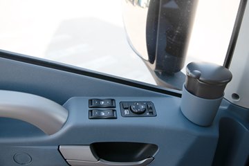 �ൺ���JH6 7.8L���� 380���� 4X2 ��ʿ��10�� 6.75���Ű��դʽ�ػ���ͼƬ