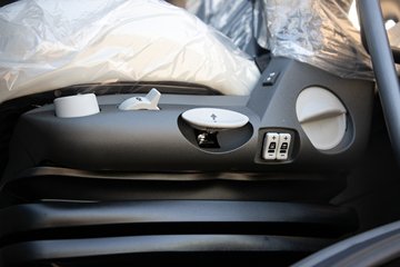 �ൺ���JH6 7.8L���� 380���� 4X2 ��ʿ��10�� 6.75���Ű��դʽ�ػ���ͼƬ