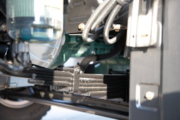 �ൺ���JH6 7.8L���� 380���� 4X2 ��ʿ��10�� 6.75���Ű��դʽ�ػ���ͼƬ