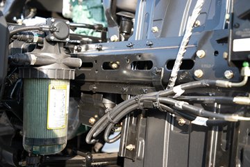 �ൺ���JH6 7.8L���� 380���� 4X2 ��ʿ��10�� 6.75���Ű��դʽ�ػ���ͼƬ