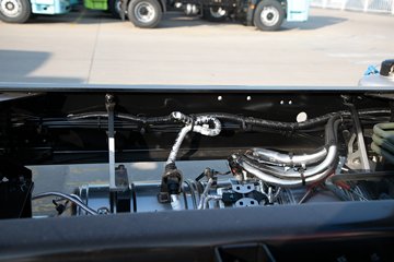 �ൺ���JH6 7.8L���� 380���� 4X2 ��ʿ��10�� 6.75���Ű��դʽ�ػ���ͼƬ