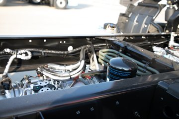 �ൺ���JH6 7.8L���� 380���� 4X2 ��ʿ��10�� 6.75���Ű��դʽ�ػ���ͼƬ