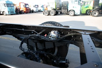 �ൺ���JH6 7.8L���� 380���� 4X2 ��ʿ��10�� 6.75���Ű��դʽ�ػ���ͼƬ