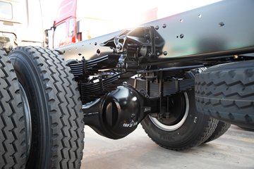 �ൺ���JH6 7.8L���� 380���� 4X2 ��ʿ��10�� 6.75���Ű��դʽ�ػ���ͼƬ