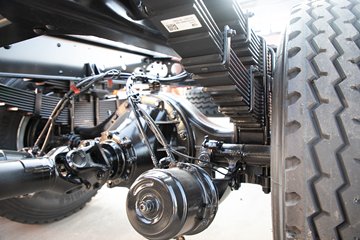 �ൺ���JH6 7.8L���� 380���� 4X2 ��ʿ��10�� 6.75���Ű��դʽ�ػ���ͼƬ