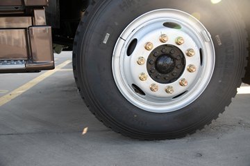 �ൺ���JH6 7.8L���� 380���� 4X2 ��ʿ��10�� 6.75���Ű��դʽ�ػ���ͼƬ