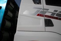 青岛解放 JH6重卡 领航版2.0 430马力 6X4 CNG 危化品牵引车(国六) 青岛解放 JH6重卡 领航版2.0 430马力 6X4 CNG 危化品牵引车(国六)