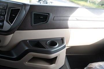 �ൺ��� JH6�ؿ� �캽��2.0 430���� 6X4 CNG Σ��Ʒǣ����(����)ͼƬ