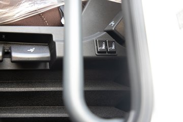 �ൺ��� JH6�ؿ� �캽��2.0 430���� 6X4 CNG Σ��Ʒǣ����(����)ͼƬ