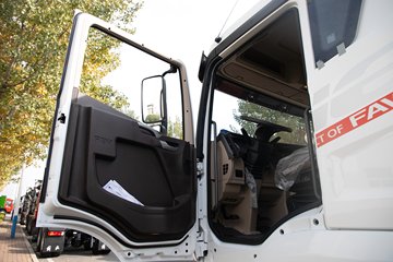 �ൺ��� JH6�ؿ� �캽��2.0 430���� 6X4 CNG Σ��Ʒǣ����(����)ͼƬ