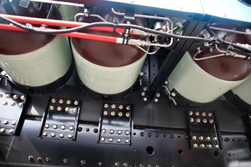 �ൺ��� JH6�ؿ� �캽��2.0 430���� 6X4 CNG Σ��Ʒǣ����(����)ͼƬ