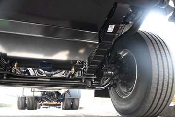 �ൺ��� JH6�ؿ� �캽��2.0 430���� 6X4 CNG Σ��Ʒǣ����(����)ͼƬ