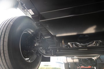 �ൺ��� JH6�ؿ� �캽��2.0 430���� 6X4 CNG Σ��Ʒǣ����(����)ͼƬ