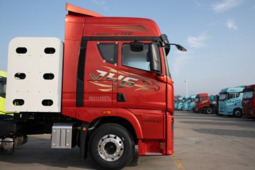 �ൺ���JH6 12.5L CNG 480���� 6X4 ��ʿ��12�� ǣ����ͼƬ