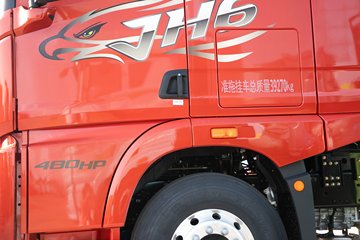 �ൺ���JH6 12.5L CNG 480���� 6X4 ��ʿ��12�� ǣ����ͼƬ