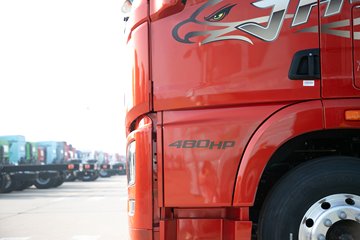 �ൺ���JH6 12.5L CNG 480���� 6X4 ��ʿ��12�� ǣ����ͼƬ