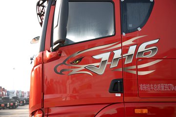 �ൺ���JH6 12.5L CNG 480���� 6X4 ��ʿ��12�� ǣ����ͼƬ