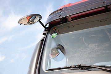 �ൺ���JH6 12.5L CNG 480���� 6X4 ��ʿ��12�� ǣ����ͼƬ