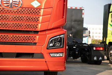 �ൺ���JH6 12.5L CNG 480���� 6X4 ��ʿ��12�� ǣ����ͼƬ