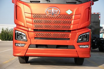 �ൺ���JH6 12.5L CNG 480���� 6X4 ��ʿ��12�� ǣ����ͼƬ