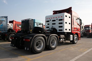 �ൺ���JH6 12.5L CNG 480���� 6X4 ��ʿ��12�� ǣ����ͼƬ