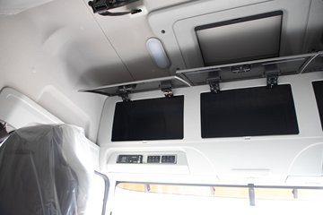 �ൺ���JH6 12.5L CNG 480���� 6X4 ��ʿ��12�� ǣ����ͼƬ