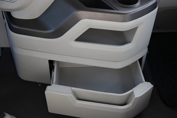 �ൺ���JH6 12.5L CNG 480���� 6X4 ��ʿ��12�� ǣ����ͼƬ