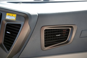 �ൺ���JH6 12.5L CNG 480���� 6X4 ��ʿ��12�� ǣ����ͼƬ