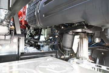 �ൺ���JH6 12.5L CNG 480���� 6X4 ��ʿ��12�� ǣ����ͼƬ