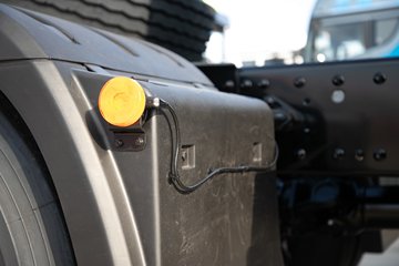 �ൺ���JH6 12.5L CNG 480���� 6X4 ��ʿ��12�� ǣ����ͼƬ