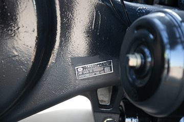 �ൺ���JH6 12.5L CNG 480���� 6X4 ��ʿ��12�� ǣ����ͼƬ