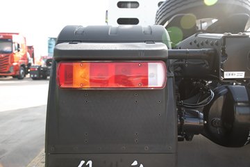 �ൺ���JH6 12.5L CNG 480���� 6X4 ��ʿ��12�� ǣ����ͼƬ