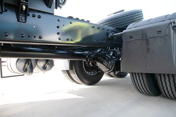 �ൺ���JH6 12.5L CNG 480���� 6X4 ��ʿ��12�� ǣ����ͼƬ