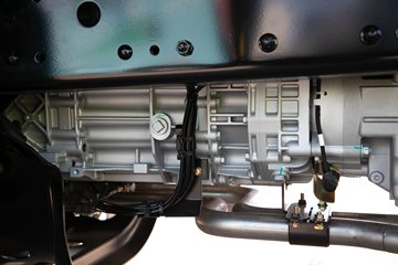 �ൺ���JH6 12.5L CNG 480���� 6X4 ��ʿ��12�� ǣ����ͼƬ