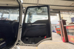 重汽汕德卡SITRAK G5S 4X2 9.6米纯电动厢式载货车 宁德时代352kWh