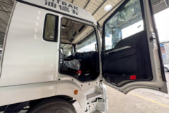 重汽汕德卡SITRAK G5S 4X2 9.6米纯电动厢式载货车 宁德时代352kWh