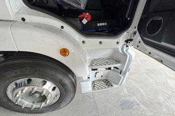 �����ǵ¿�SITRAK G5S 4X2 9.6�״��綯��ʽ�ػ��� ����ʱ��352kWhͼƬ