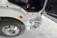 重汽汕德卡SITRAK G5S 4X2 9.6米纯电动厢式载货车 宁德时代352kWh