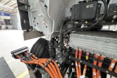 重汽汕德卡SITRAK G5S 4X2 9.6米纯电动厢式载货车 宁德时代352kWh